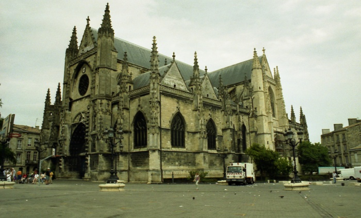 Do historického Bordeaux i na největší dunu Evropy