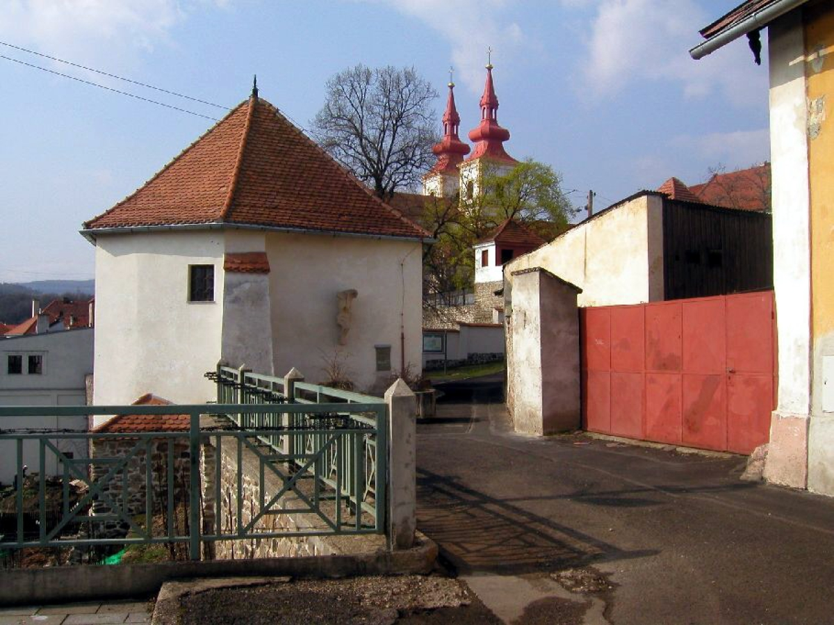 Katova ulička v Kadani