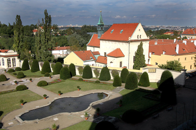 Pražské zahrady, zastavení sedmnácté - Černínský palác a jeho zahrada