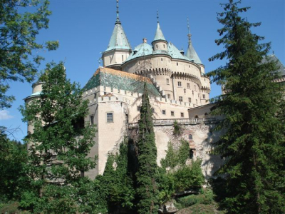 Bojnice lákají