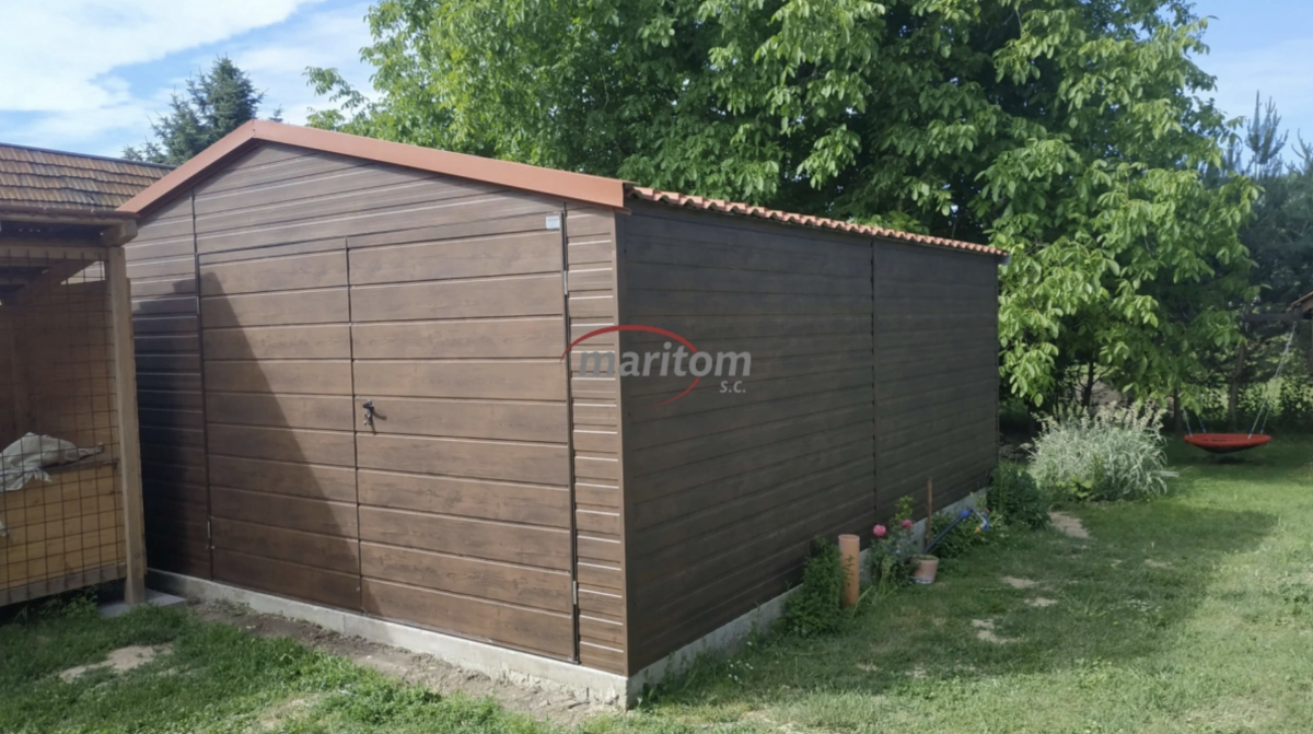 Plechové garáže: Neočekávaný hrdina moderního bydlení