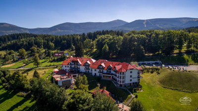 Polské Krkonoše vás nadchnou: Objevte Karpacz a relaxaci hned za hranicemi